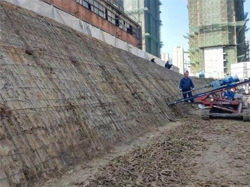 南芬建筑边坡支护